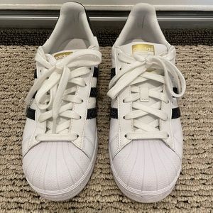Adidas Superstar Size 7US/Preowned
